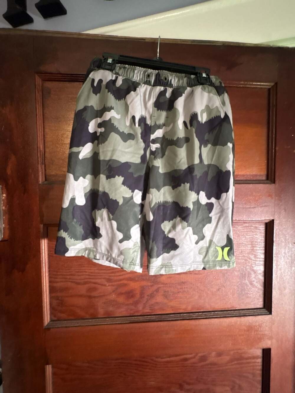 Hurley Boys Camo Swim Trunks Size M 10-12